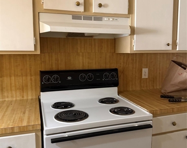 5212 Arboles Drive - Photo Thumbnail 6