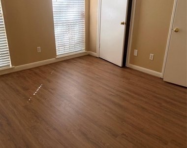 5212 Arboles Drive - Photo Thumbnail 10