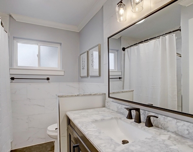 9326 Meadowcroft Drive - Photo Thumbnail 17