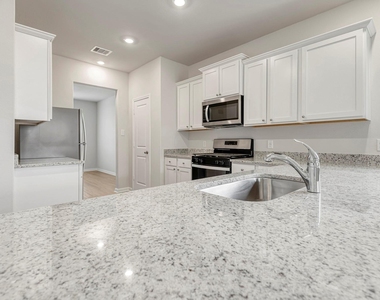 400 Mystic Slopes Drive - Photo Thumbnail 6