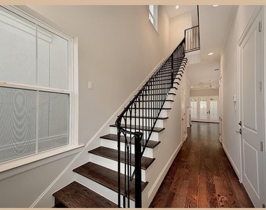 215 Willow Street - Photo Thumbnail 3