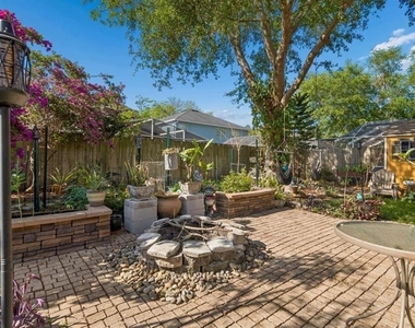 9407 Chart House Court - Photo Thumbnail 20