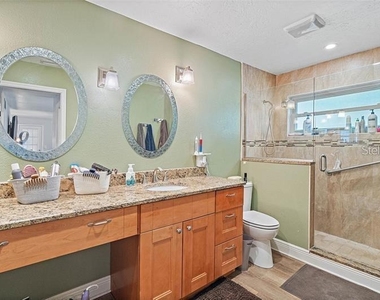 11463 Harborside Circle - Photo Thumbnail 6