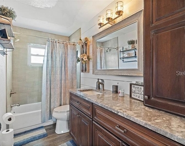 11463 Harborside Circle - Photo Thumbnail 5