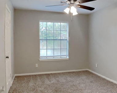 4627 Natural Bridge Drive - Photo Thumbnail 11