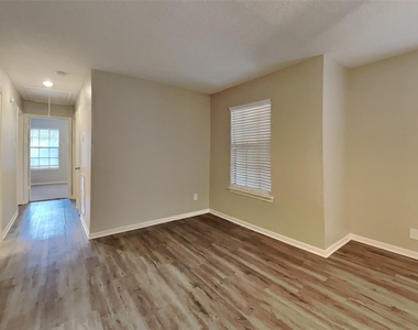4627 Natural Bridge Drive - Photo Thumbnail 2