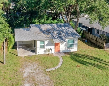 8111 30th Avenue N - Photo Thumbnail 30