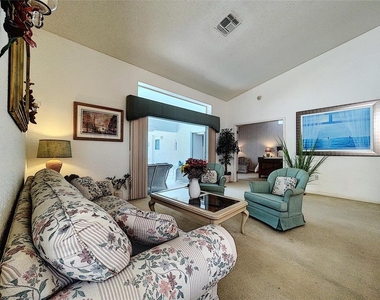 9408 New Orleans Drive - Photo Thumbnail 6