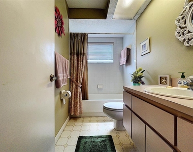 9408 New Orleans Drive - Photo Thumbnail 33