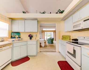 9408 New Orleans Drive - Photo Thumbnail 23