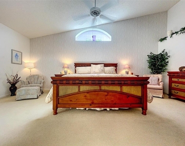9408 New Orleans Drive - Photo Thumbnail 24