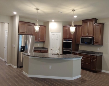 2865 Grand Kemerton Place - Photo Thumbnail 7