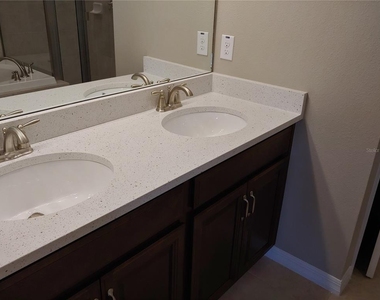 2865 Grand Kemerton Place - Photo Thumbnail 16