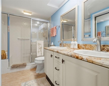 3207 Green Dolphin Street - Photo Thumbnail 9