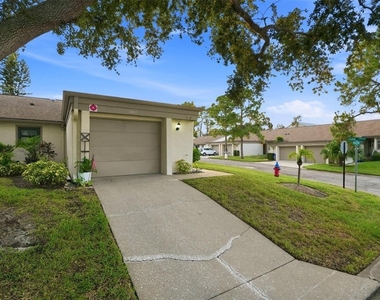 3207 Green Dolphin Street - Photo Thumbnail 2