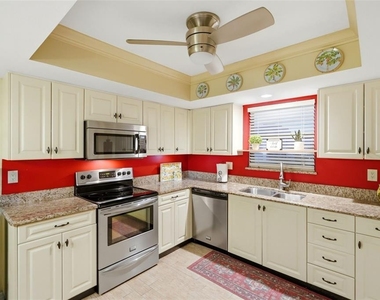 3207 Green Dolphin Street - Photo Thumbnail 19