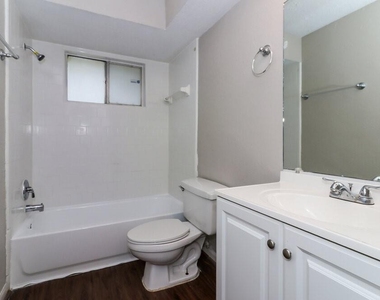 6527 La Violetta Drive - Photo Thumbnail 12