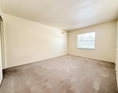 3301 58th Avenue S - Photo Thumbnail 9