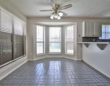 15407 Empanada Drive - Photo Thumbnail 2