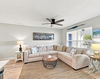 7151 Sunset Way - Photo Thumbnail 5