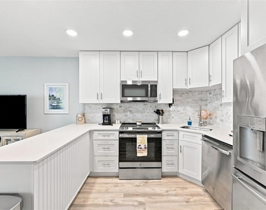 7151 Sunset Way - Photo Thumbnail 9
