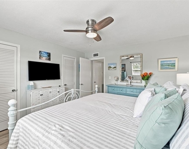 7151 Sunset Way - Photo Thumbnail 16