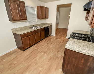 12607 Lady Slipper Road - Photo Thumbnail 6
