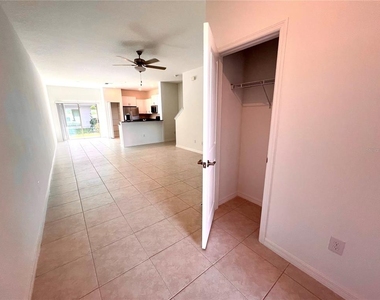 8333 Crescent Oaks Dr - Photo Thumbnail 19