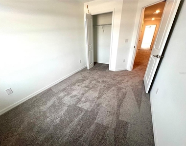 8333 Crescent Oaks Dr - Photo Thumbnail 28