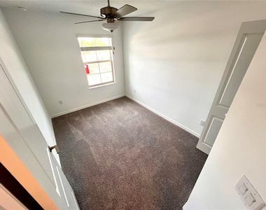 8333 Crescent Oaks Dr - Photo Thumbnail 26