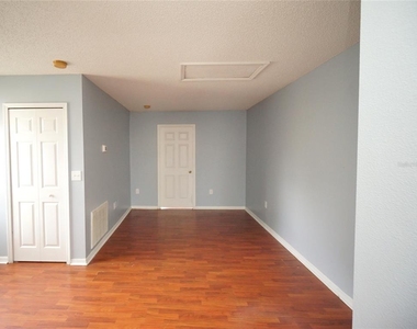 8532 Edgewater Place Boulevard - Photo Thumbnail 8