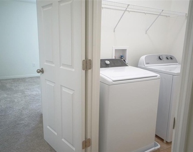 4058 71st Avenue N - Photo Thumbnail 13