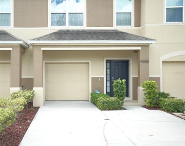 4058 71st Avenue N - Photo Thumbnail 2
