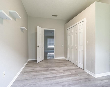 5553 Gallant Fox Court - Photo Thumbnail 19