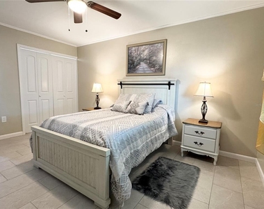 1100 E Bay Drive - Photo Thumbnail 16