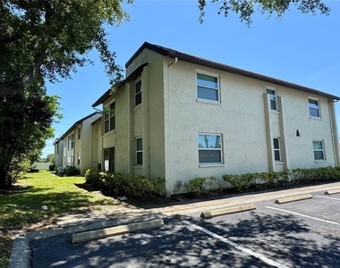 1100 E Bay Drive - Photo Thumbnail 29
