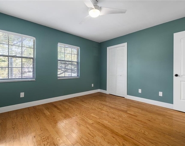 310 S Church Avenue - Photo Thumbnail 17