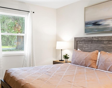 34807 Evergreen Way - Photo Thumbnail 29