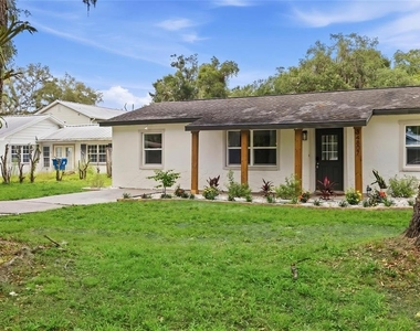 34807 Evergreen Way - Photo Thumbnail 2