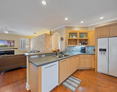 7107 Switchgrass Trail - Photo Thumbnail 10