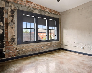 6819 Avenue C - Photo Thumbnail 6