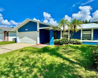 2775 Diane Terrace - Photo Thumbnail 2
