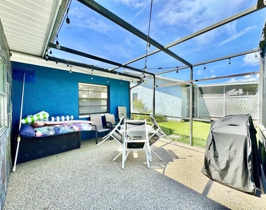 2775 Diane Terrace - Photo Thumbnail 32