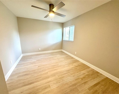 7939 Pine Drive - Photo Thumbnail 14