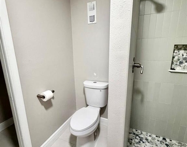 7939 Pine Drive - Photo Thumbnail 10