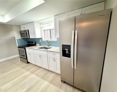 7939 Pine Drive - Photo Thumbnail 7