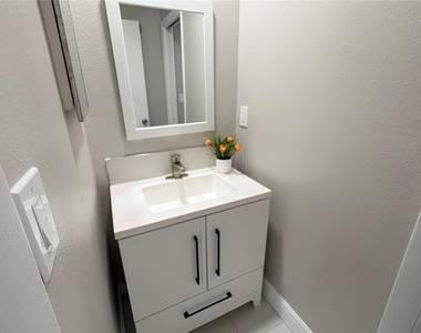 7939 Pine Drive - Photo Thumbnail 13