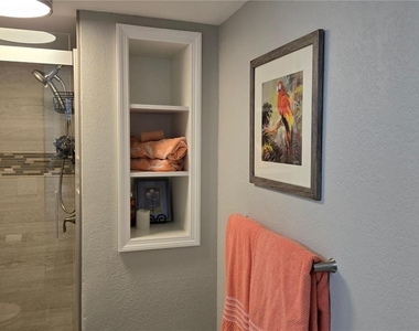 7560 Bay Island Drive S - Photo Thumbnail 22