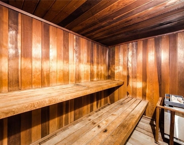 7560 Bay Island Drive S - Photo Thumbnail 47
