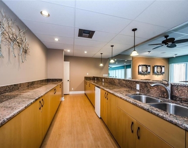 7560 Bay Island Drive S - Photo Thumbnail 60